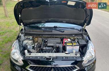 Хэтчбек Mitsubishi Mirage 2020 в 