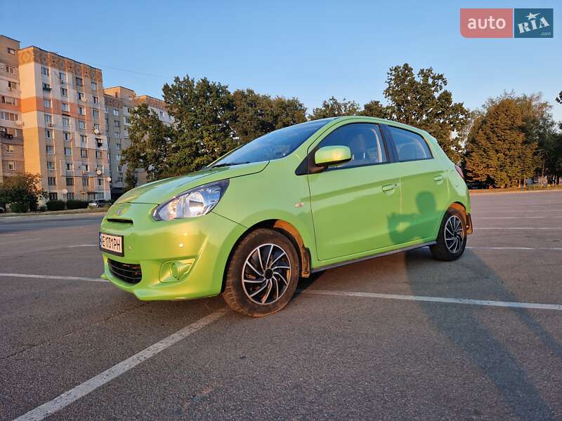 Хетчбек Mitsubishi Mirage 2014 в Кропивницькому