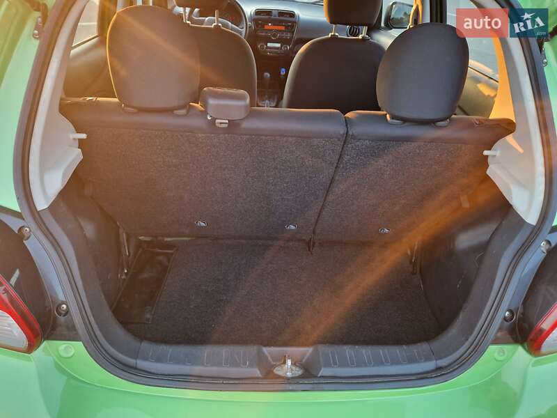 Хетчбек Mitsubishi Mirage 2014 в Кропивницькому