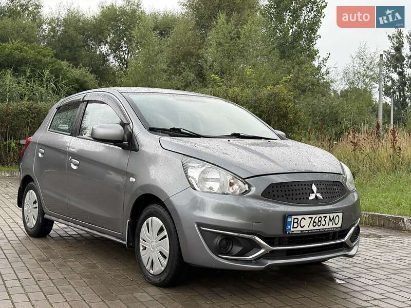 Хэтчбек Mitsubishi Mirage 2017 в Львове