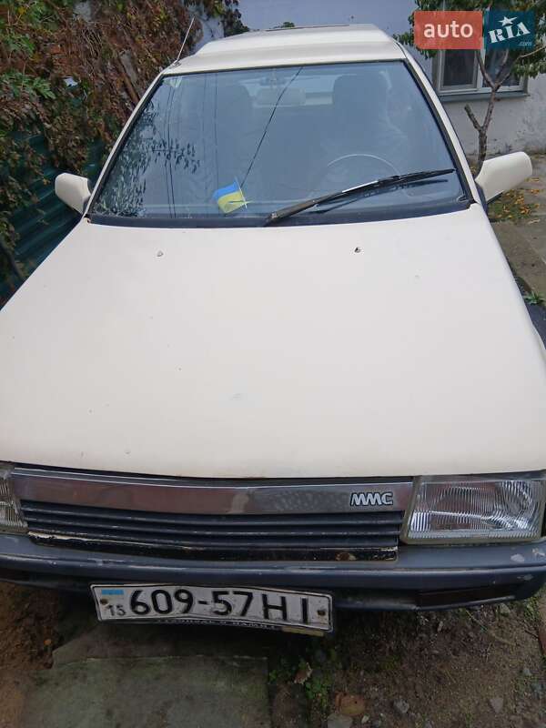 Універсал Mitsubishi Mirage 1984 в Миколаєві