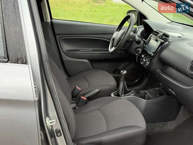 Хетчбек Mitsubishi Mirage 2017 в Львові