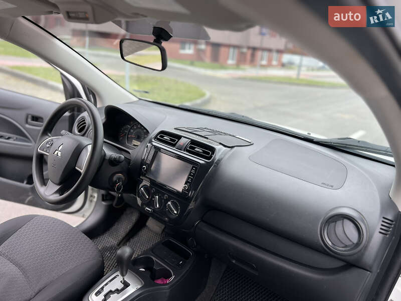 Хэтчбек Mitsubishi Mirage 2018 в Виннице