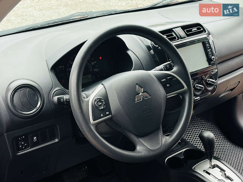 Седан Mitsubishi Mirage 2019 в Харкові