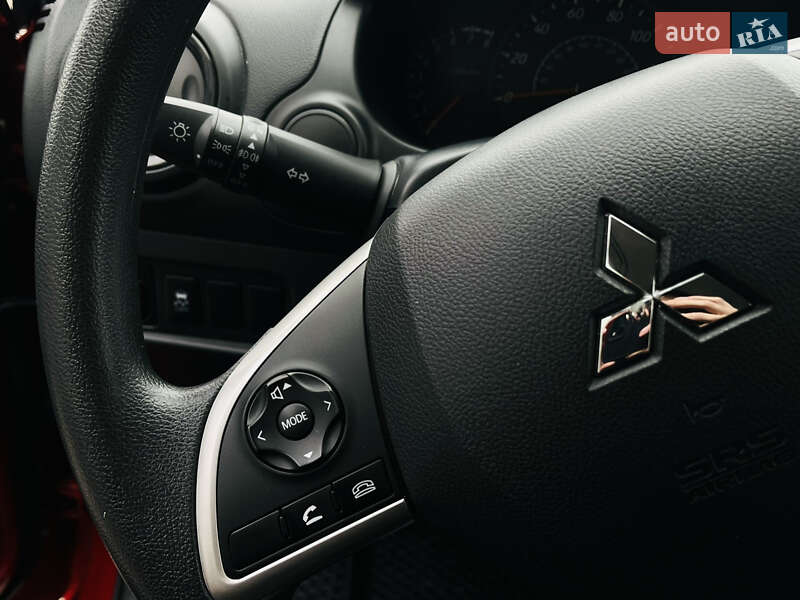 Седан Mitsubishi Mirage 2019 в Харкові