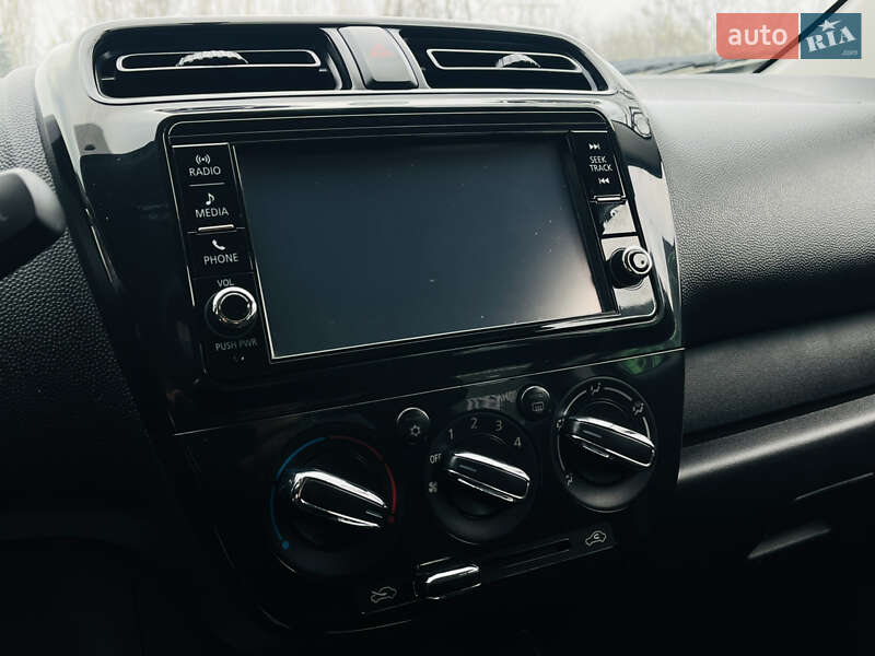 Седан Mitsubishi Mirage 2019 в Харкові