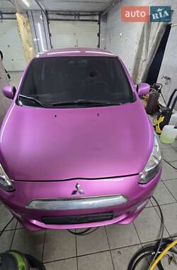 Хэтчбек Mitsubishi Mirage 2014 в Киеве