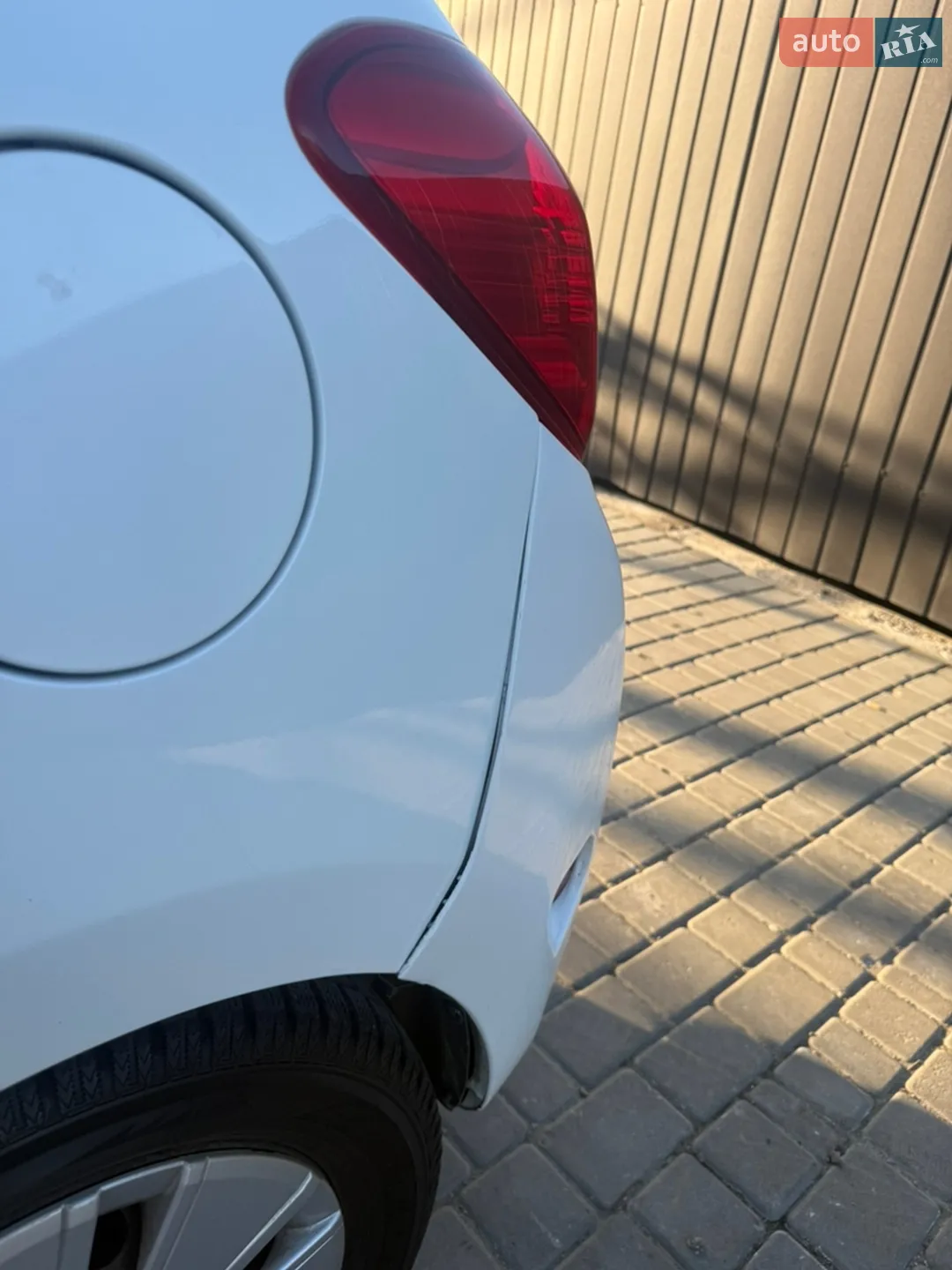2015 Mitsubishi Mirage - мініатюра 14