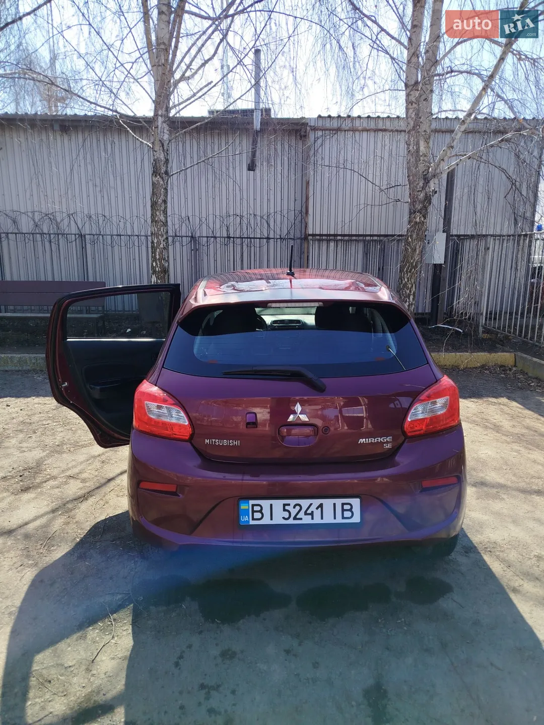 2017 Mitsubishi Mirage - мініатюра 17