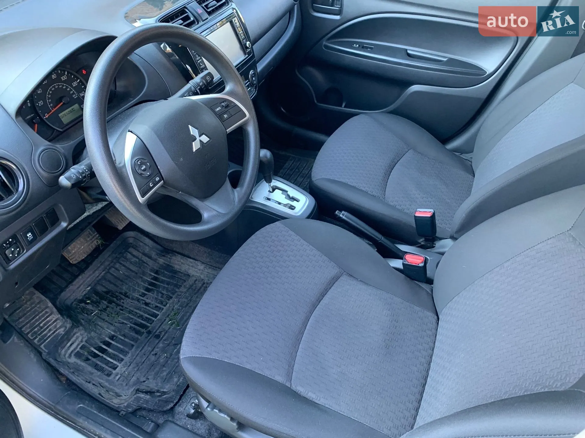 2019 Mitsubishi Mirage - мініатюра 8