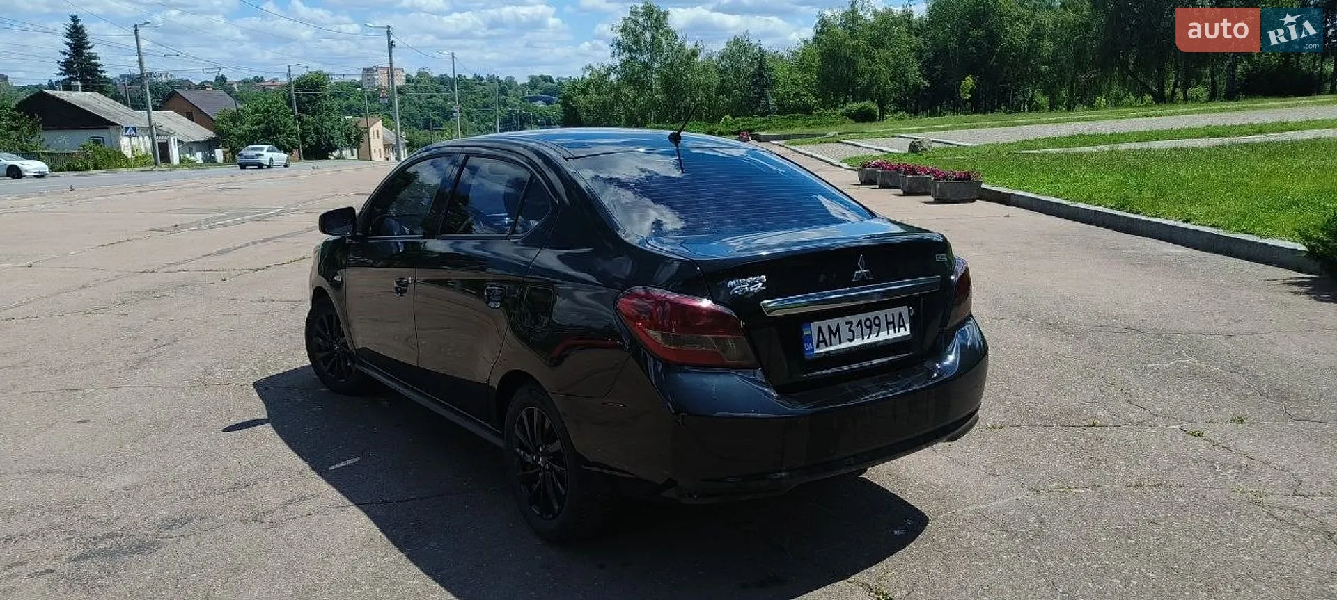 2020 Mitsubishi Mirage - мініатюра 3