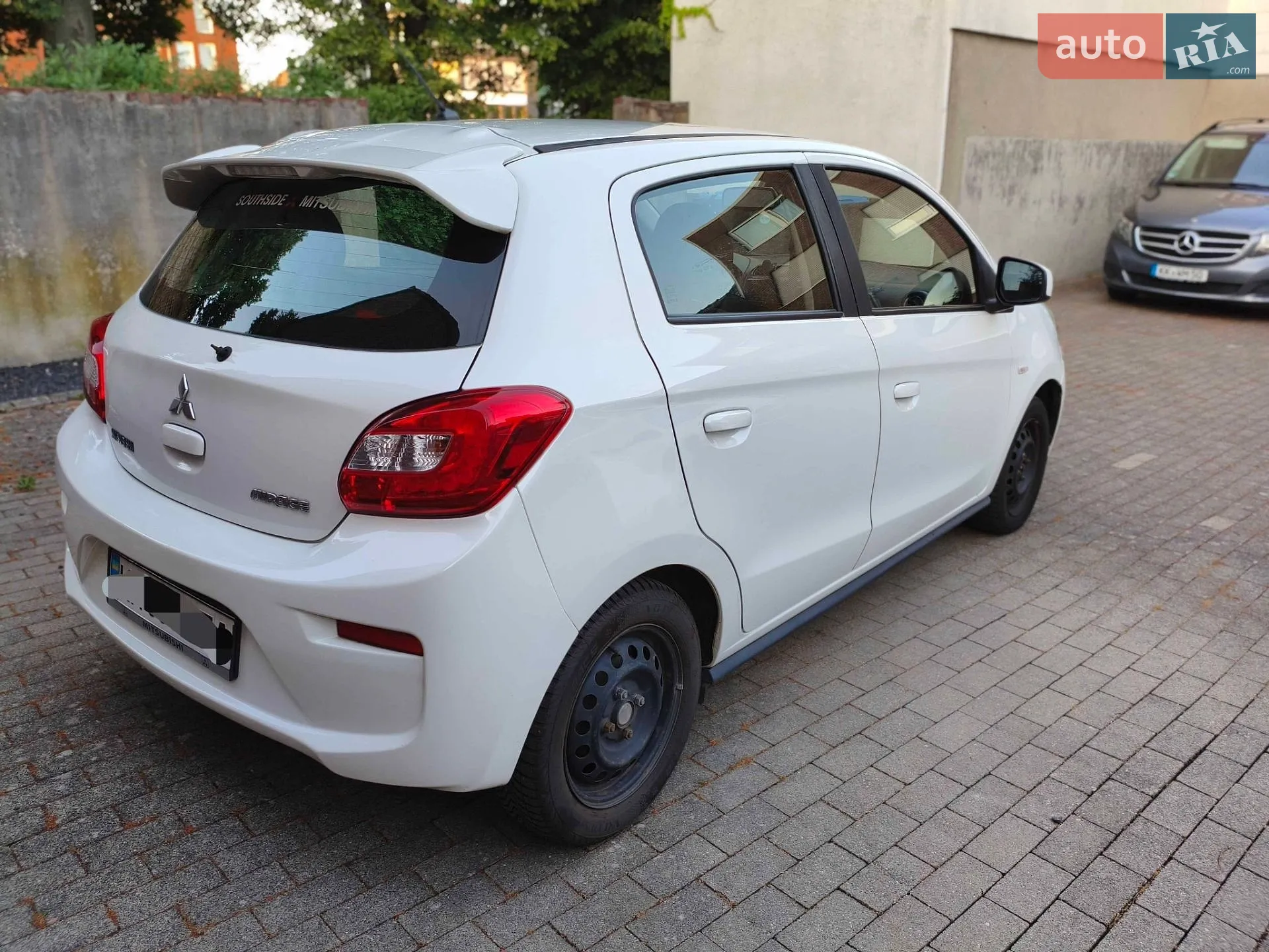 2017 Mitsubishi Mirage - мініатюра 9