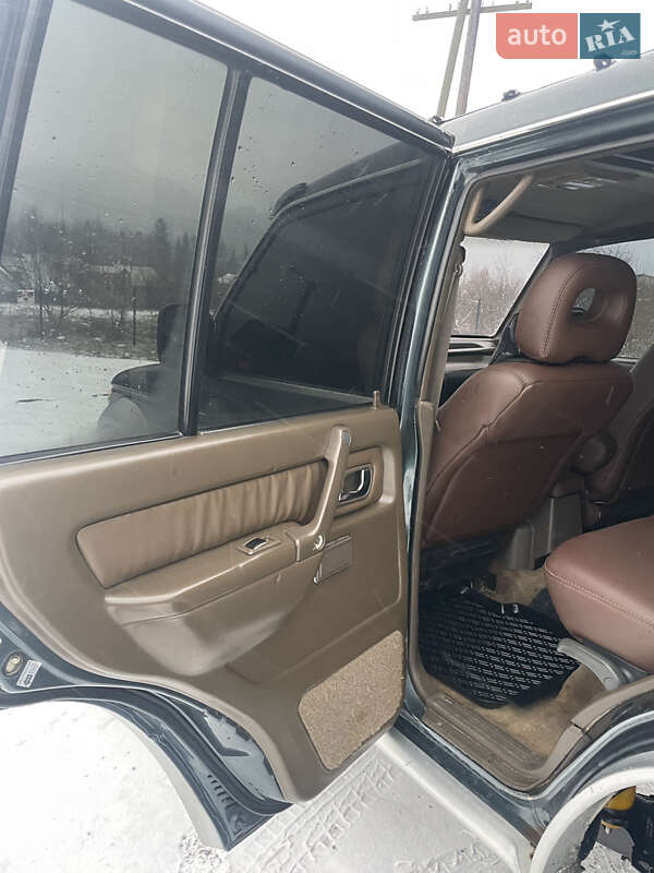 Внедорожник / Кроссовер Mitsubishi Montero 1995 в Микуличине