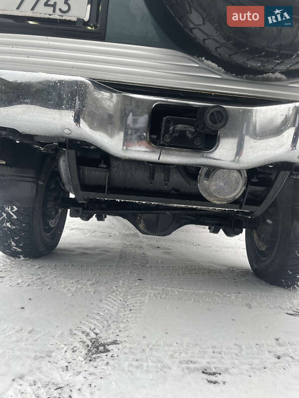 Внедорожник / Кроссовер Mitsubishi Montero 1995 в Микуличине