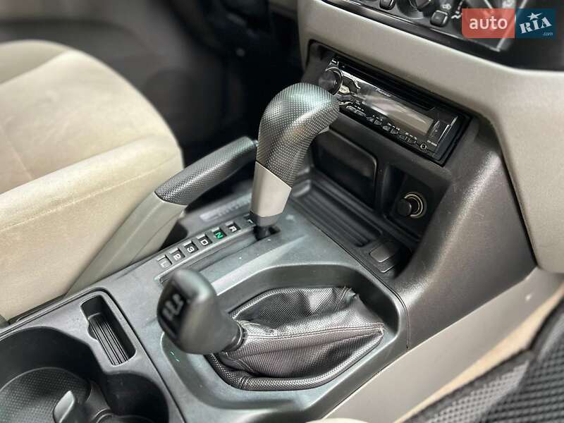 Внедорожник / Кроссовер Mitsubishi Montero 2000 в Костополе