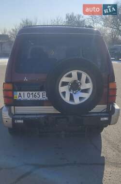 Внедорожник / Кроссовер Mitsubishi Montero 1996 в 