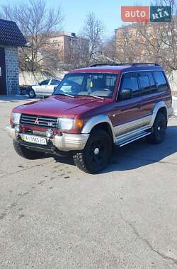 Внедорожник / Кроссовер Mitsubishi Montero 1996 в 