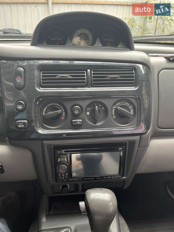 Позашляховик / Кросовер Mitsubishi Nativa 2007 в Харкові