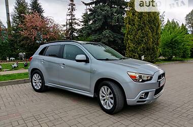 Внедорожник / Кроссовер Mitsubishi Outlander Sport 2011 в Тернополе