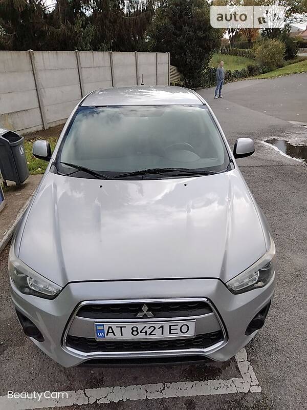 Внедорожник / Кроссовер Mitsubishi Outlander Sport 2014 в Ивано-Франковске