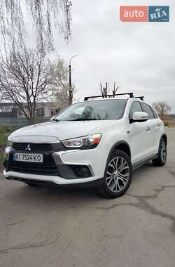 Внедорожник / Кроссовер Mitsubishi Outlander Sport 2016 в Белой Церкви