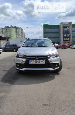 Позашляховик / Кросовер Mitsubishi Outlander Sport 2017 в Івано-Франківську