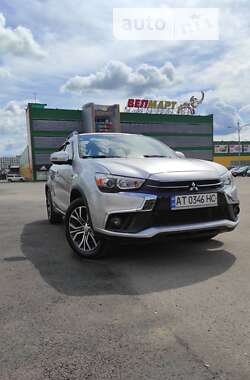 Позашляховик / Кросовер Mitsubishi Outlander Sport 2017 в Івано-Франківську