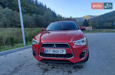 Внедорожник / Кроссовер Mitsubishi Outlander Sport 2015 в 