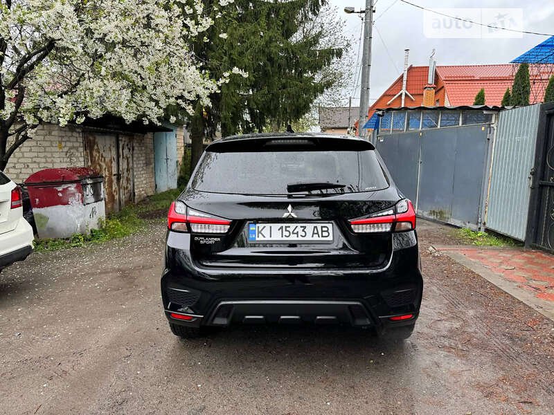 Внедорожник / Кроссовер Mitsubishi Outlander Sport 2021 в Киеве