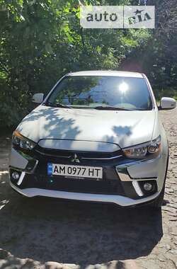 Позашляховик / Кросовер Mitsubishi Outlander Sport 2018 в Києві