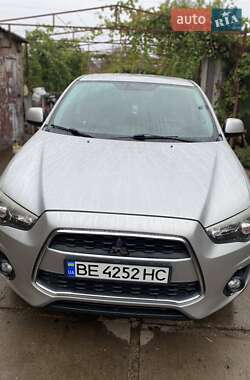 Позашляховик / Кросовер Mitsubishi Outlander Sport 2013 в Березнегуватому