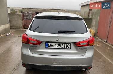 Позашляховик / Кросовер Mitsubishi Outlander Sport 2013 в Березнегуватому