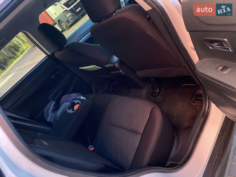 Позашляховик / Кросовер Mitsubishi Outlander Sport 2020 в Івано-Франківську