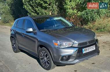 Позашляховик / Кросовер Mitsubishi Outlander Sport 2017 в Києві