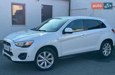 Позашляховик / Кросовер Mitsubishi Outlander Sport 2014 в Києві