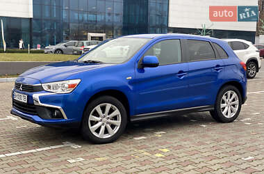 Позашляховик / Кросовер Mitsubishi Outlander Sport 2014 в Одесі