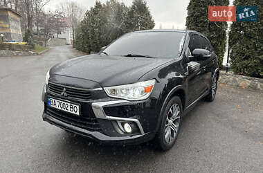 Позашляховик / Кросовер Mitsubishi Outlander Sport 2017 в Кропивницькому