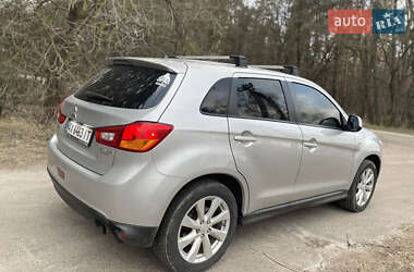 Внедорожник / Кроссовер Mitsubishi Outlander Sport 2014 в Борисполе