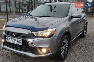 Позашляховик / Кросовер Mitsubishi Outlander Sport 2017 в Черкасах