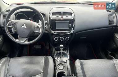 Внедорожник / Кроссовер Mitsubishi Outlander Sport 2014 в Львове