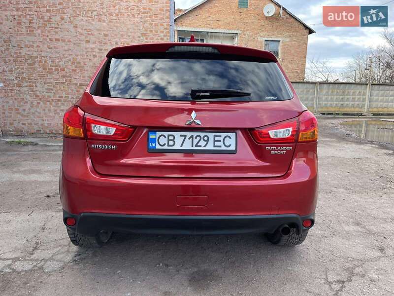 Позашляховик / Кросовер Mitsubishi Outlander Sport 2016 в Варві