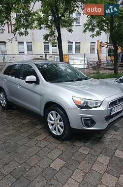 Внедорожник / Кроссовер Mitsubishi Outlander Sport 2014 в Николаеве