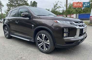 Внедорожник / Кроссовер Mitsubishi Outlander Sport 2019 в Днепре