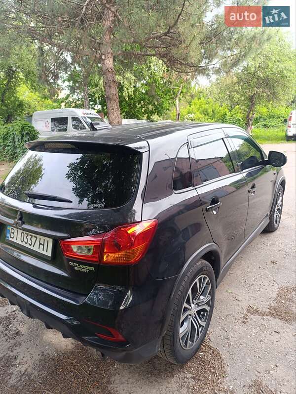 Внедорожник / Кроссовер Mitsubishi Outlander Sport 2019 в Полтаве фото 6 Внедорожник / Кроссовер Mitsubishi Outlander Sport 2019 в Полтаве