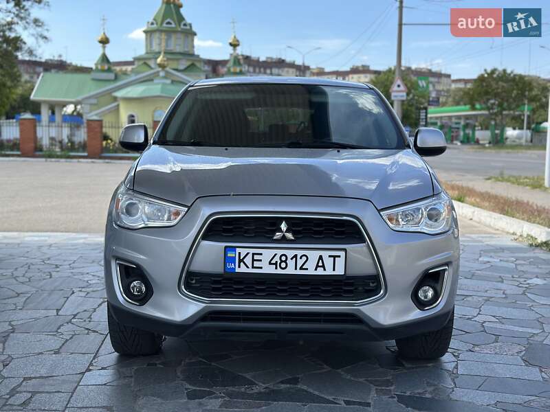 Внедорожник / Кроссовер Mitsubishi Outlander Sport 2015 в Днепре