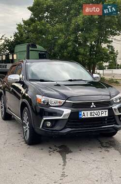Позашляховик / Кросовер Mitsubishi Outlander Sport 2016 в Сквирі