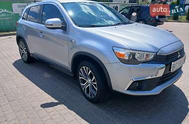 Внедорожник / Кроссовер Mitsubishi Outlander Sport 2016 в Ивано-Франковске