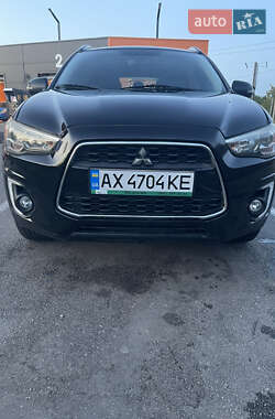 Внедорожник / Кроссовер Mitsubishi Outlander Sport 2015 в Харькове