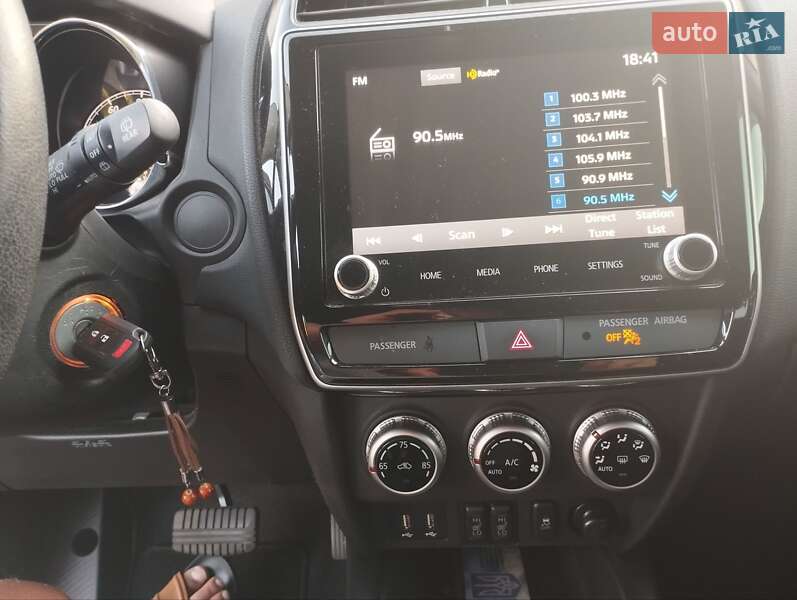 Внедорожник / Кроссовер Mitsubishi Outlander Sport 2022 в Виннице