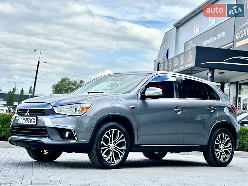 Внедорожник / Кроссовер Mitsubishi Outlander Sport 2018 в Каменец-Подольском